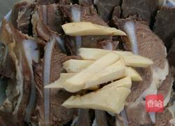 白水牛肉的做法图解1