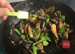 尖椒炒茄子的做法图解7