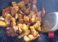 红烧肉炖土豆的做法图解1