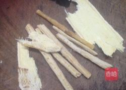 黄芪沙参白茯苓芡实薏米鱼汤的做法图解3