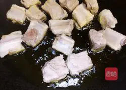 Illustration of Sichuan Style Potato Braised Pork Ribs 5