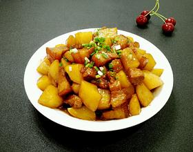 土豆烧五花肉[图]