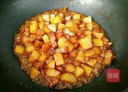 土豆烧五花肉的做法图解11