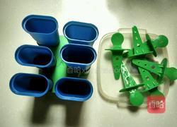 香蕉巧克力牛奶雪糕的做法图解1