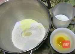 卡仕达酱面包的做法图解1