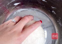 格格做的葱油饼的做法图解1