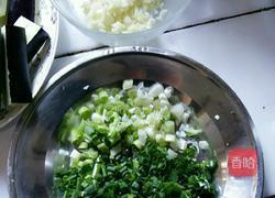 耗油鸡腿菇的做法图解1