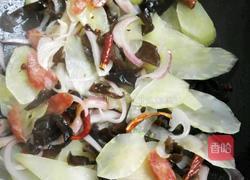 广式腊肠耗油莴笋的做法图解6