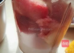 牛奶桃汁的做法图解2