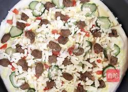 芝士汉堡牛肉披萨的做法图解7