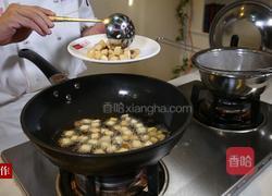 杏鲍菇鸡腿汤的做法图解4