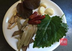 田螺煲的做法图解1