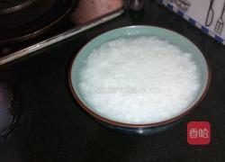 白米粥的做法图解1