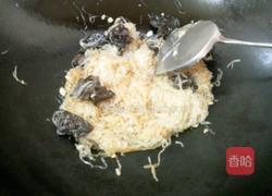 木耳炒粉丝的做法图解4