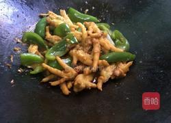 青椒炒鸡爪的做法图解8