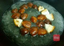 香菇炒西蓝花的做法图解8