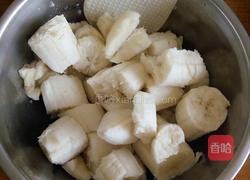 香蕉煎饼的做法图解1