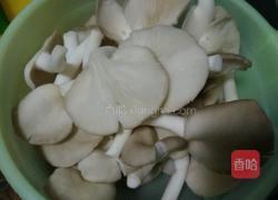 彩椒袖珍菇的做法图解2