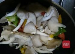 彩椒袖珍菇的做法图解5