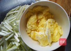 韭菜黄鸡蛋的做法图解5