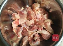 清炖鸡汤的做法图解1