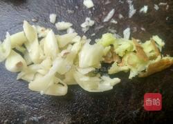 双茄戏菇的做法图解2