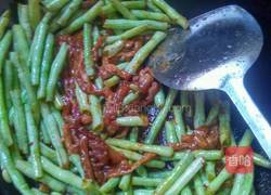 豆角闷饭的做法图解4