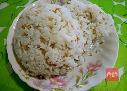 咖哩虾仁炒饭的做法图解3