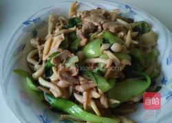 五花肉炒青菜蘑菇的做法图解5