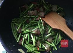 蒜苔炒腊肉的做法图解8