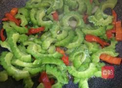 清炒苦瓜的做法图解5