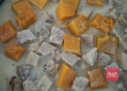 椰香南瓜芋头煲的做法图解7