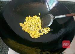 玉米火腿粒炒饭的做法图解4