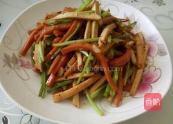 小芹豆干炒火腿的做法图解6