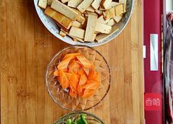 爆炒香干的做法图解1