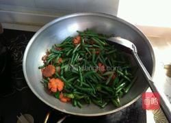 胡萝卜焖缸豆的做法图解5