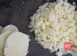 土豆包子的做法图解2