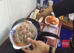 金针肥牛泡菜锅的做法图解3