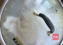 海肠鸡蛋韭菜盒子的做法图解2