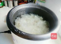 红枣枸杞银耳汤的做法图解5