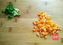 胡萝卜肉末粥的做法图解2