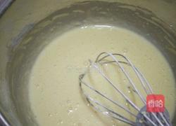 戚风杯子蛋糕的做法图解7