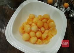 哈密瓜果盘的做法图解5