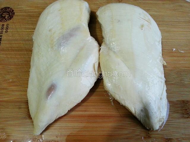 鸡胸肉过下水洗净