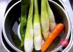 茭白辣炒肉丝的做法图解2