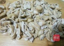 雪菜炒猪大肠的做法图解5