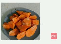 玉米胡萝卜炖排骨的做法图解2