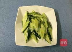 黄瓜木耳炒鸡蛋的做法图解3