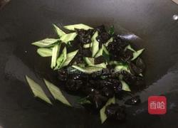 黄瓜木耳炒鸡蛋的做法图解8