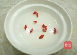 百合莲子银耳汤的做法图解4